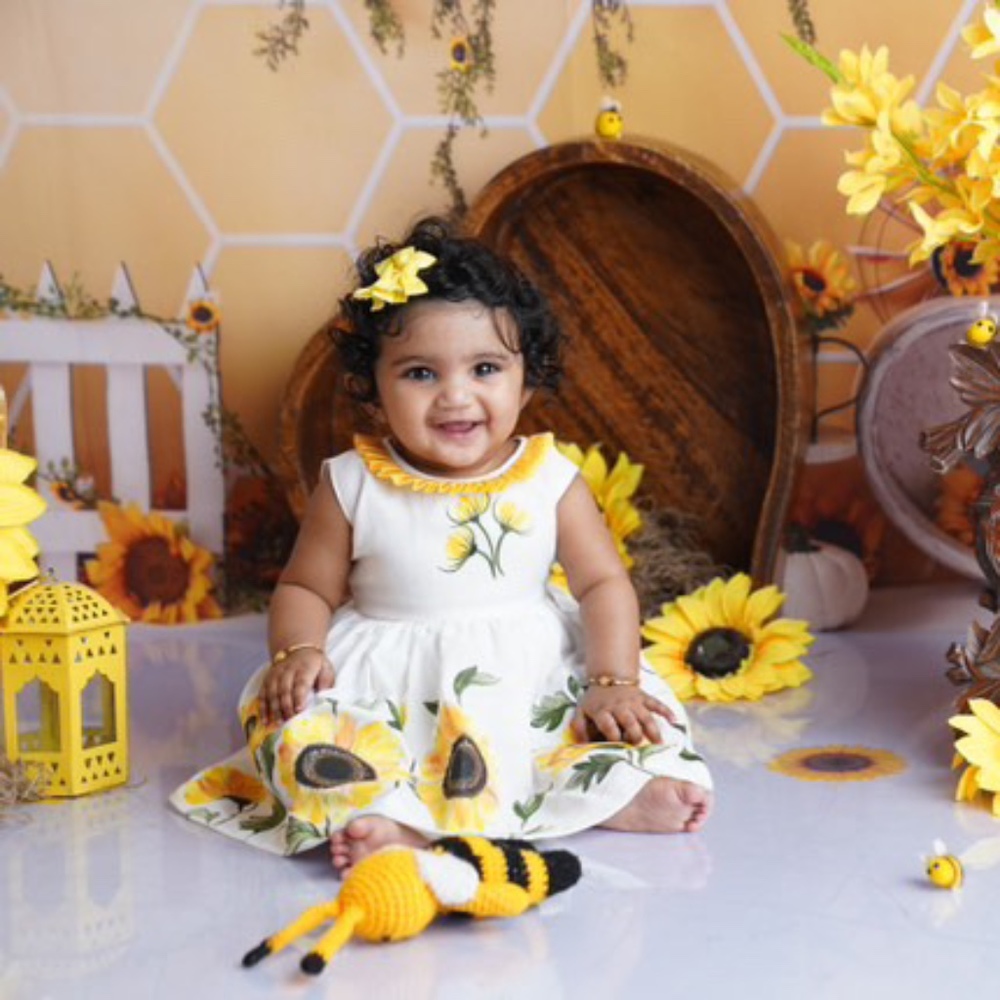 Meet your Posher, Sindhura